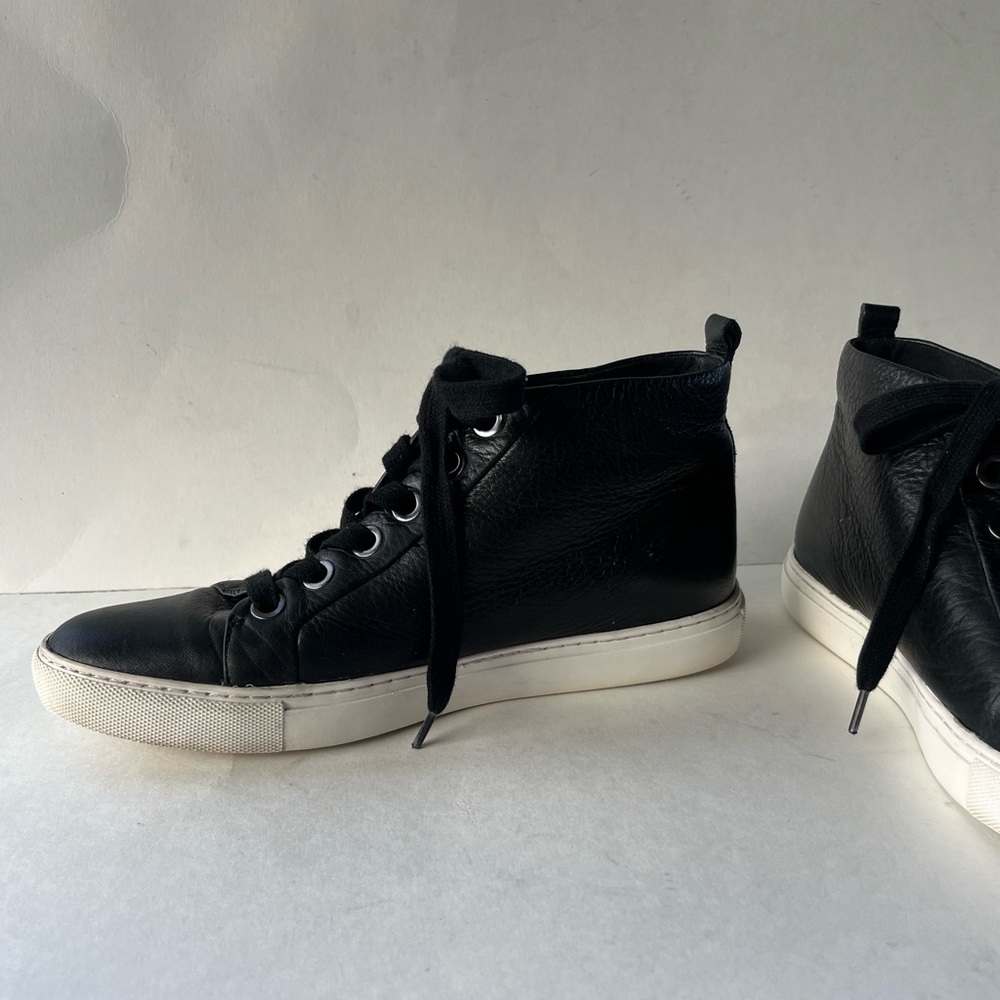 kenneth cole new york black tall sneakers leather Kaleb Women’s Size 7.5